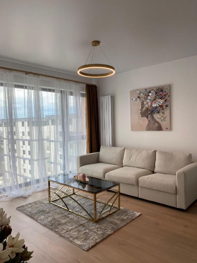 Queen's Deluxe Mamaia Nord